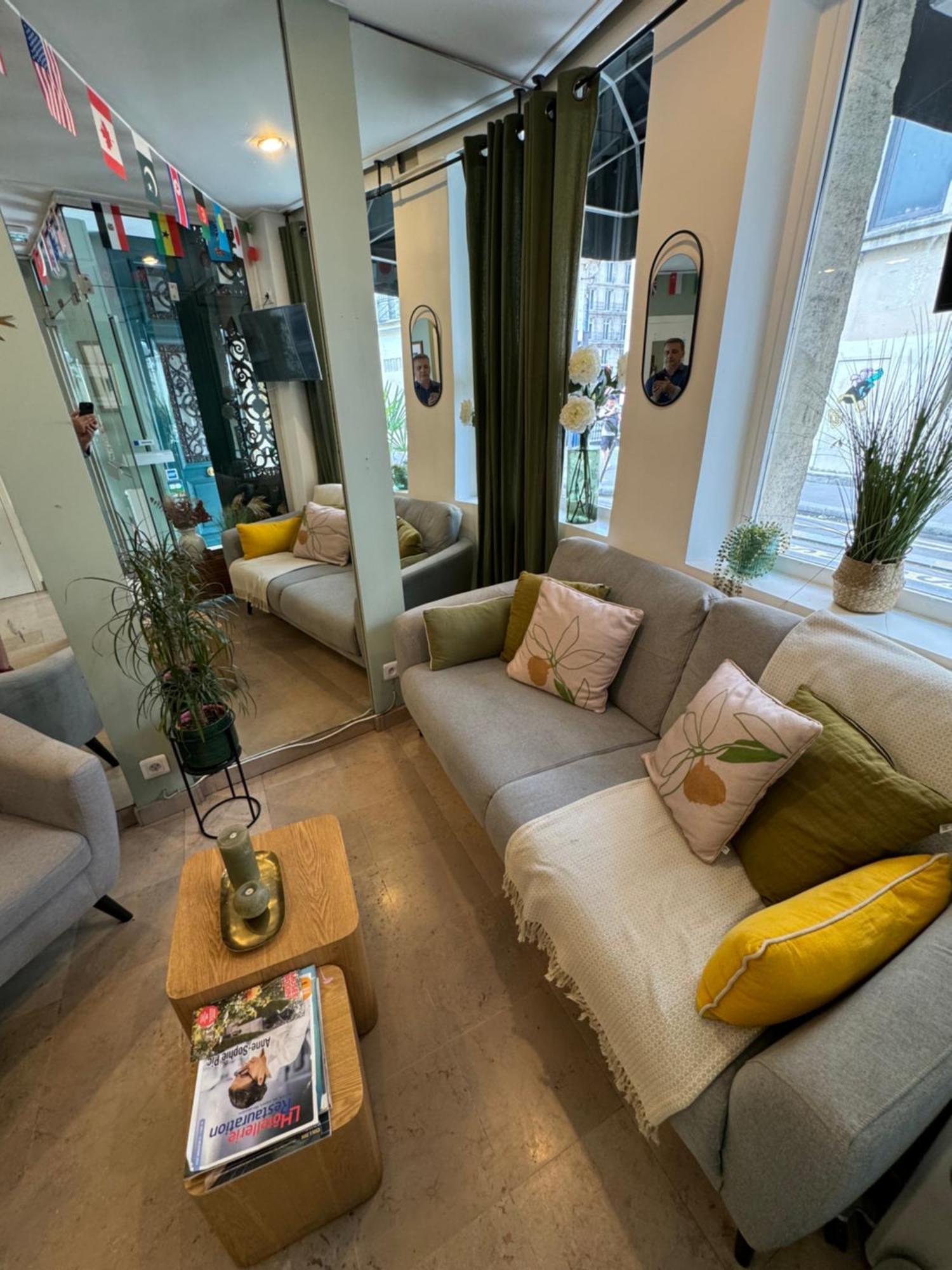 Hotel Flor Rivoli 2*